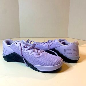 Women’s Nike Metcon 5 size 10 Lavender Mist